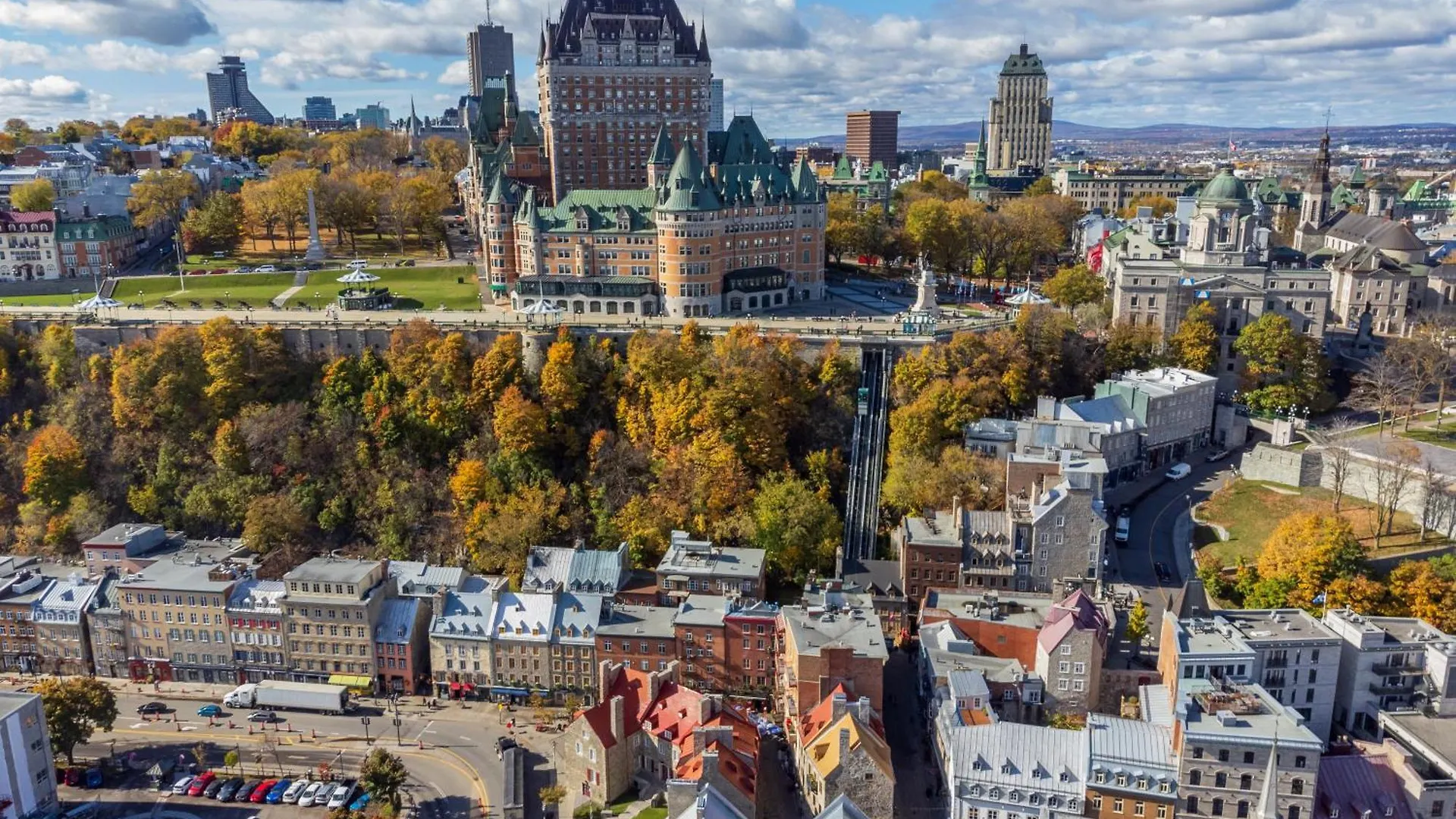 Penthouse, Near Old City Quebeque