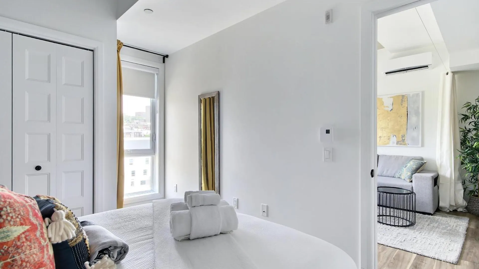 Penthouse, Near Old City Quebeque